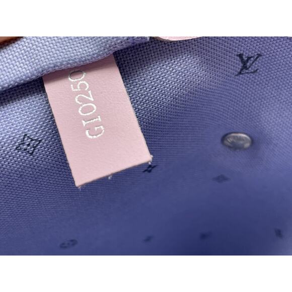 Louis Vuitton Authentic Escale Pastel Pink Neverfull Giant Bag Removable Pouch - Picture 13 of 14